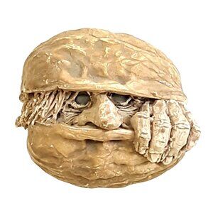 Clare craft disc world Nutcase men walnut figurines England Fantasy Troll